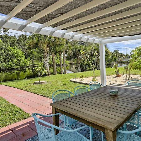 Merritt Island Home Fire Pit And Canal Access! Exterior foto